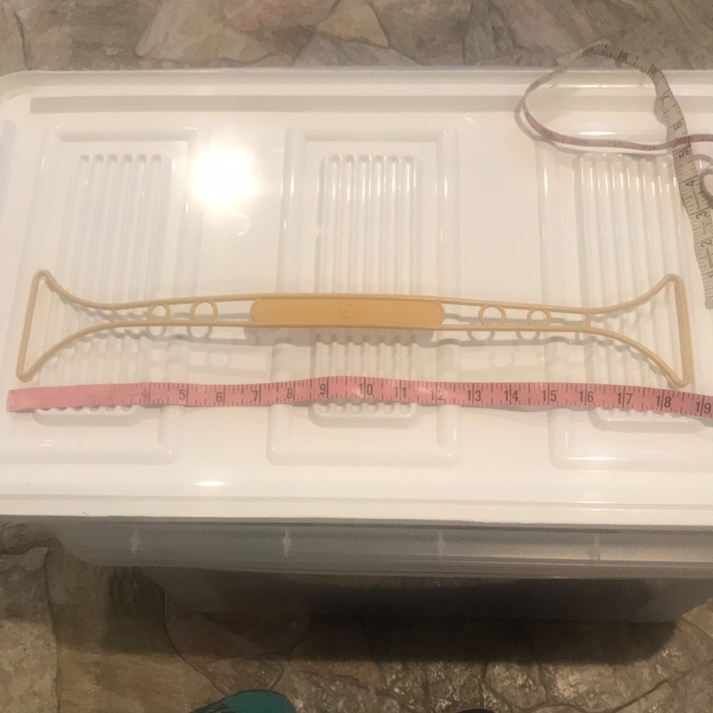 Tupperware Replacement Handles - Picture 5 of 10
